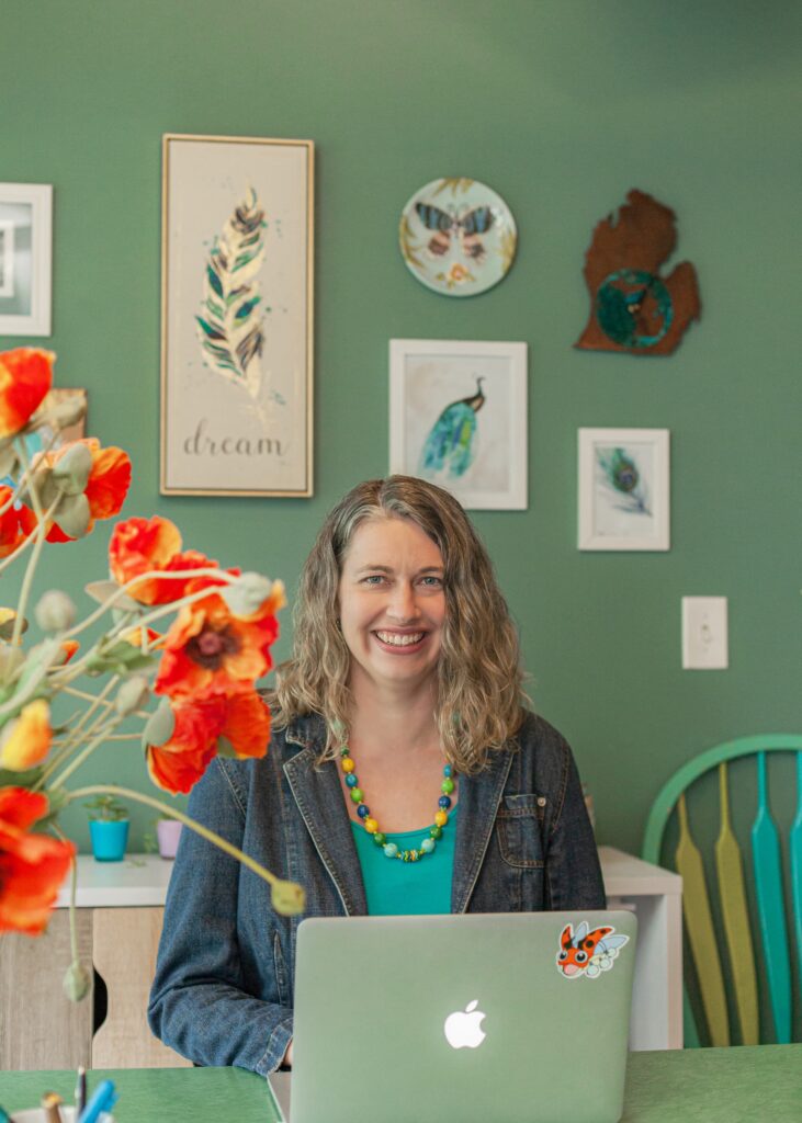 jessica edwards at computer